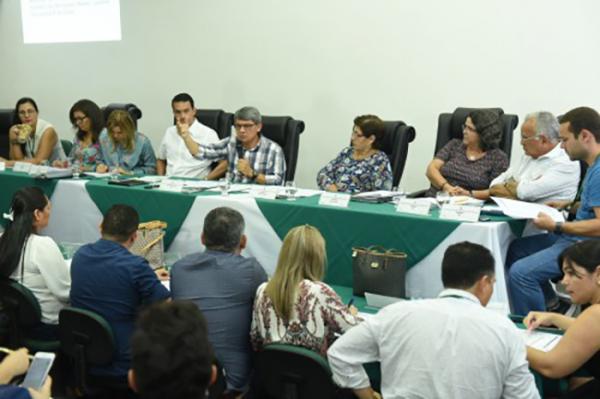 Governo do Amazonas faz acordo com municípios, para atualizar repasses da saúde