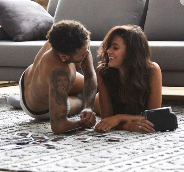 Neymar e Bruna Marquezine estrelam campanha de roupas íntimas para o Dia dos Namorados